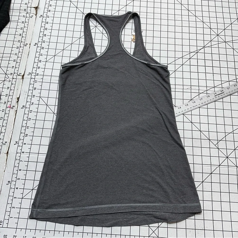 Lululemon sz small athletic tank A32